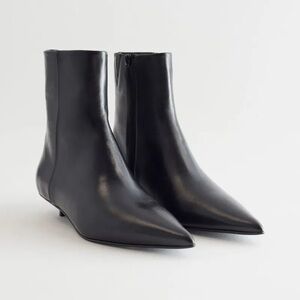 & Other Stories Black Kitten Heeled Boots Sz 5 New